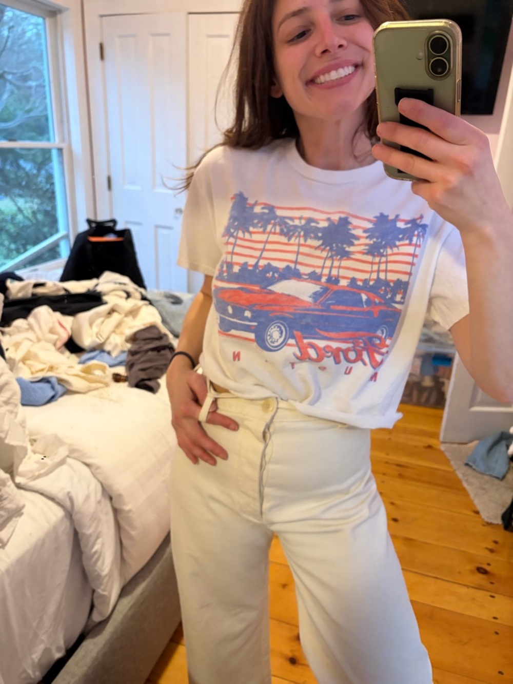 Junk food Los Angeles Ford Mustang Palm Trees graphic t shirt size small